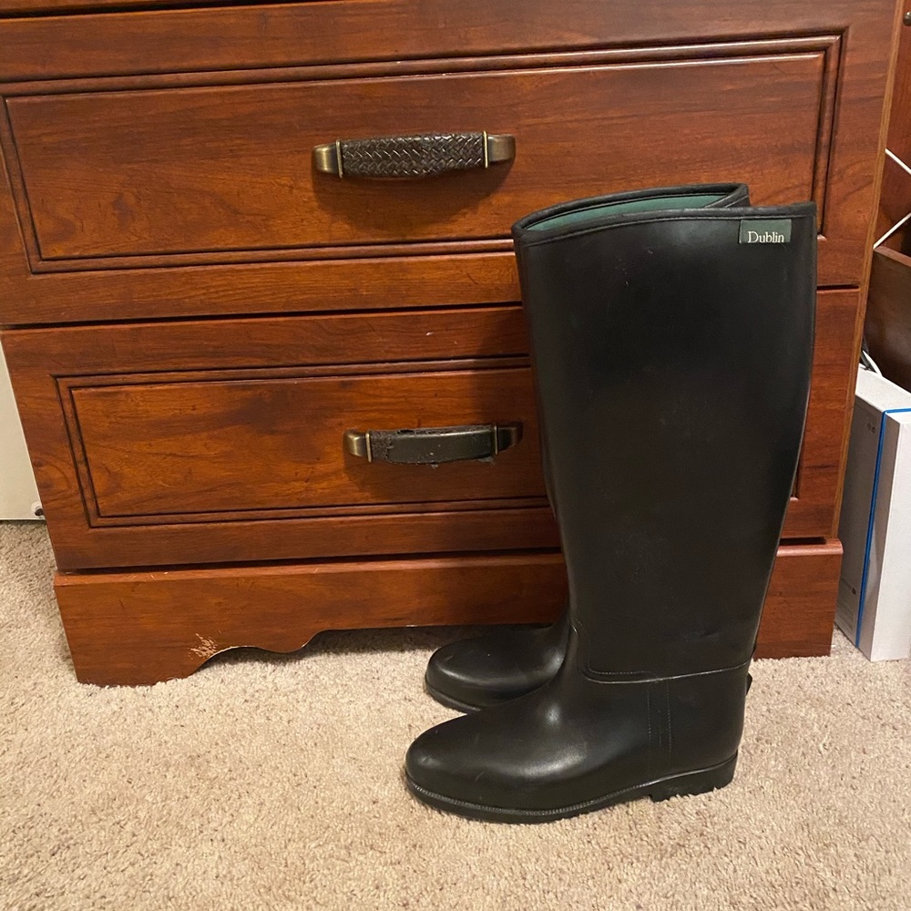 Women’s size 9 Riding Boots